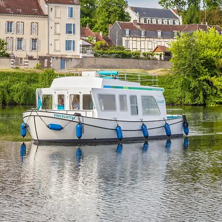 Penichettes Itinerantes Sans Permis - Locaboat Bateau-hôtel Lattes
