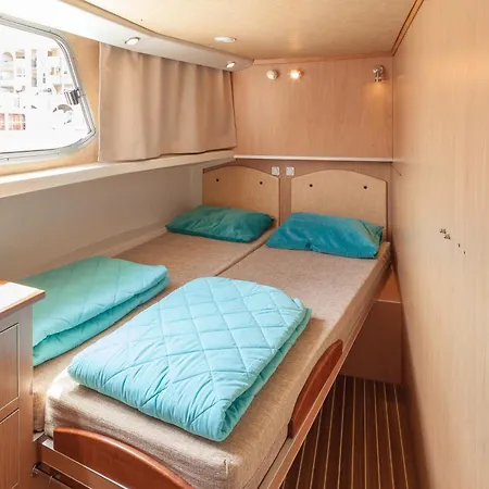 Penichettes Itinerantes Sans Permis - Locaboat *