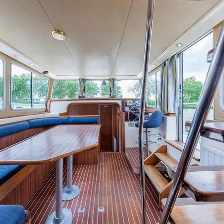 Bateau-hôtel Penichettes Itinerantes Sans Permis - Locaboat *