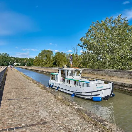 Penichettes Itinerantes Sans Permis - Locaboat Bateau-hôtel Lattes