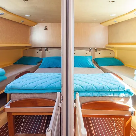 Penichettes Itinerantes Sans Permis - Locaboat Bateau-hôtel
